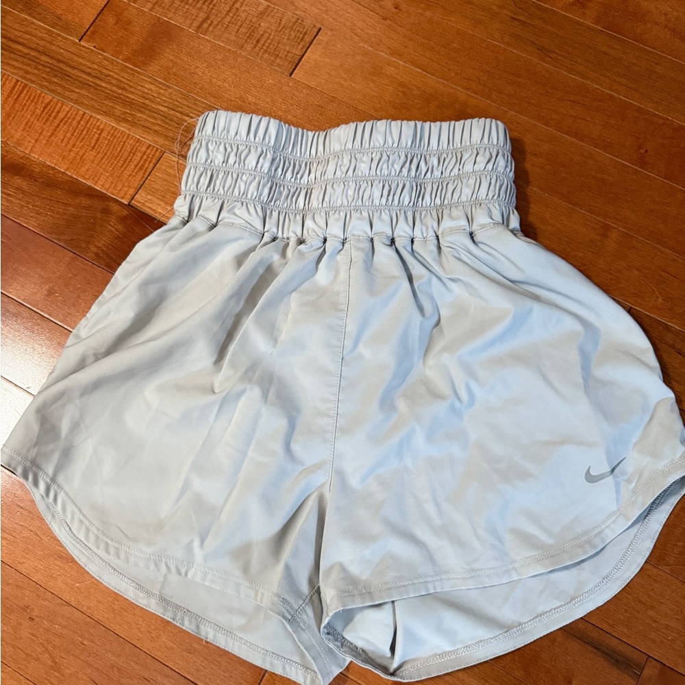 Women's Dri-FIT Ultra High-Waisted 3" Brief-Lined Shorts